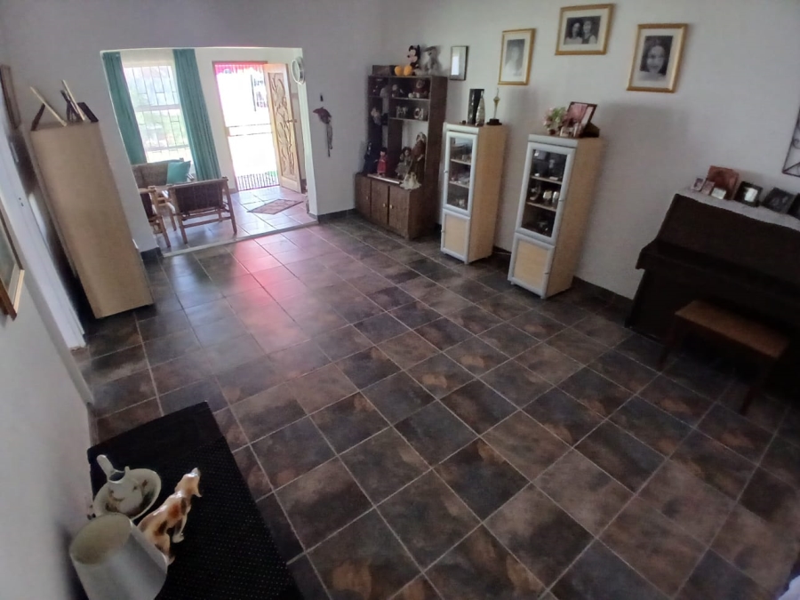 4 Bedroom Property for Sale in Bodorp North West